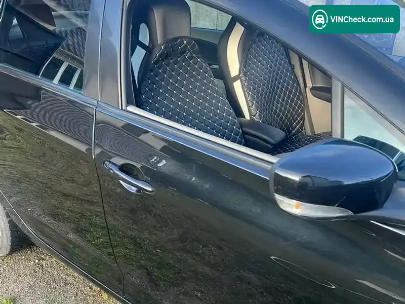 Renault Zoe 2015, фото з оголошення 2 з 10, VIN VF1AGVYA052494087