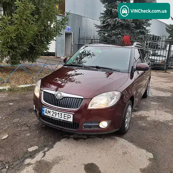 Skoda Fabia 2009, фото з оголошення 2 з 20, VIN TMBGC25J5A3071018