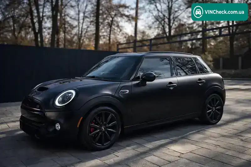 MINI Hatch 2017, фото з оголошення 1 з 21, VIN WMWXU3C56J2F49929