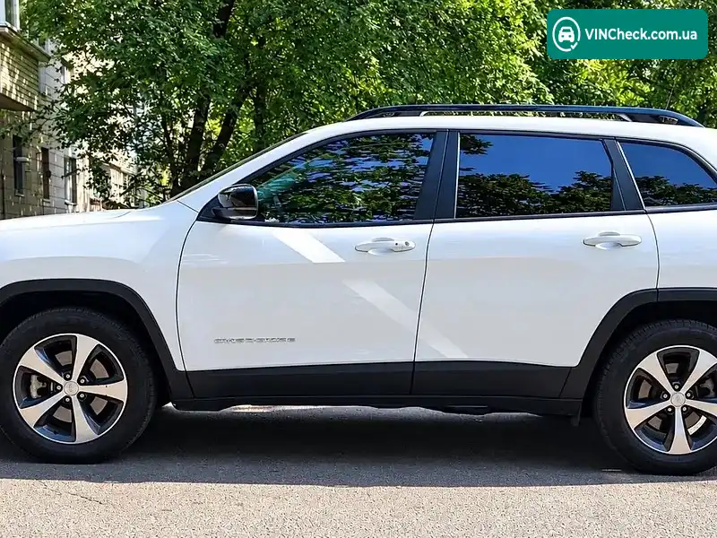 Jeep Cherokee 2022, фото з оголошення 1 з 20, VIN 1C4PJMDX3ND528495
