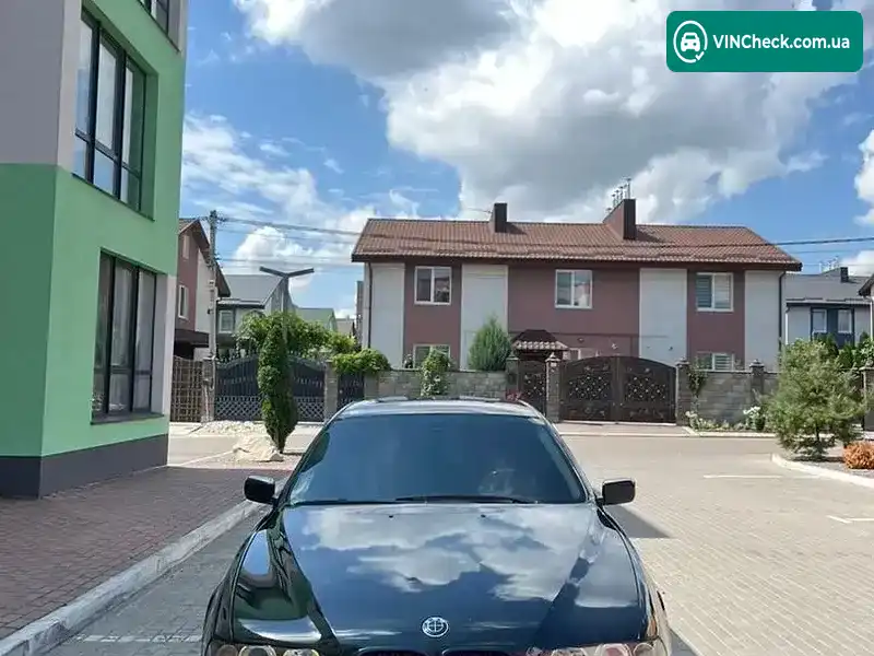 BMW 5 Series 2002, фото з оголошення 2 з 10, VIN WBADT11060GY58364