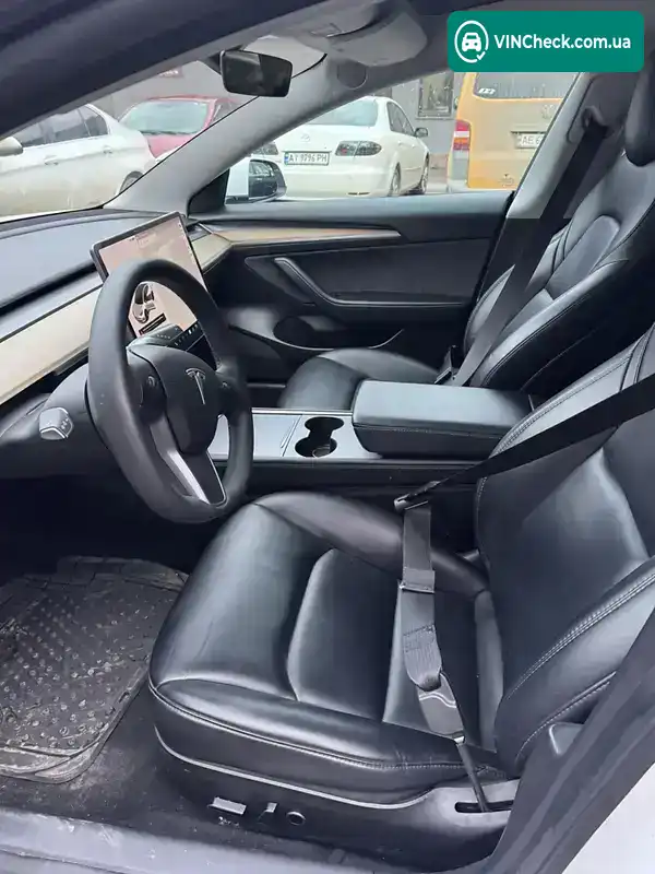 Tesla Model 3 2021, фото з оголошення 2 з 5, VIN 5YJ3E1EA2MF098316