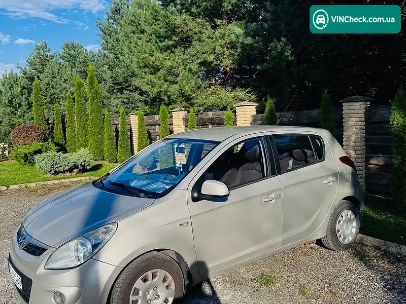 Hyundai i20 2010, фото з оголошення 2 з 13, VIN MALBB51CBBM201454