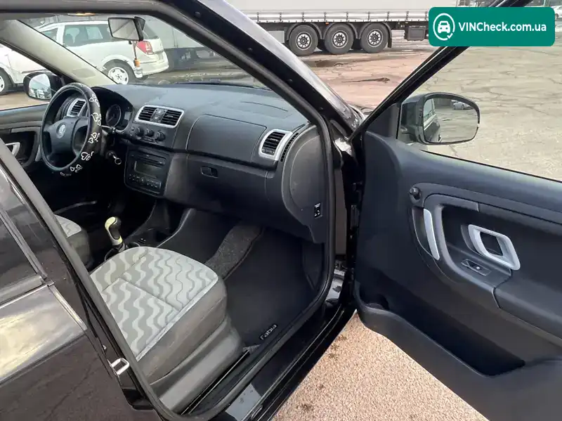 Skoda Fabia 2008, фото з оголошення 2 з 11, VIN TMB6C751693024480