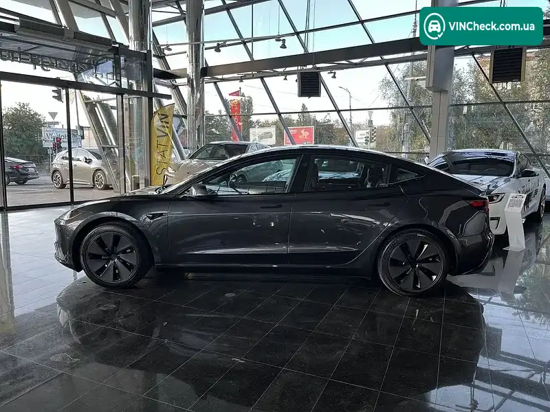 Tesla Model 3 2025, фото з оголошення 2 з 20, VIN 5YJ3E1EA9SF005725