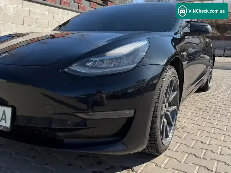 Tesla Model 3 2018, фото з оголошення 2 з 20, VIN 5YJ3E1EA8JF044126