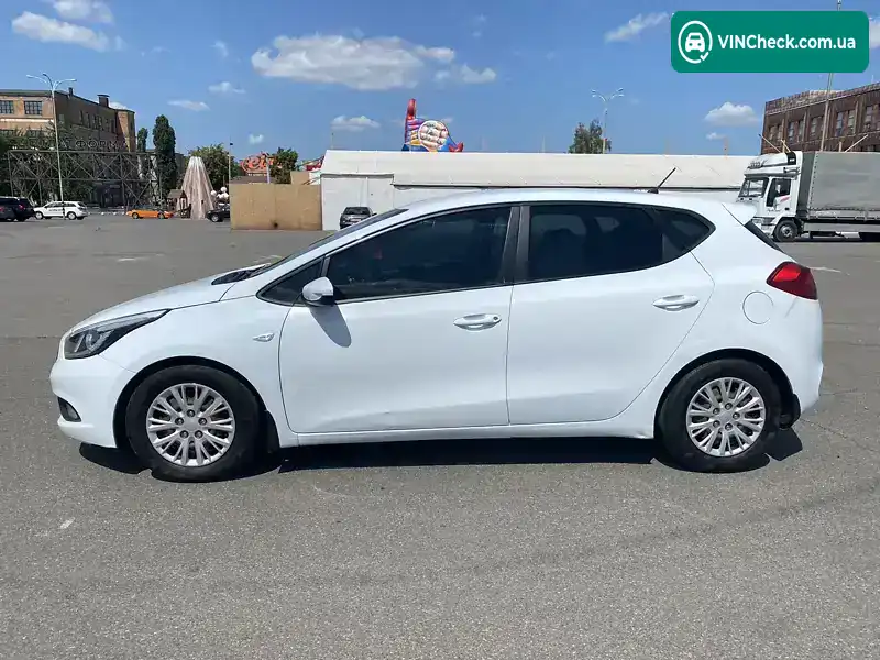 Kia Ceed 2012, фото з оголошення 2 з 19, VIN U5YHN512BDL032068