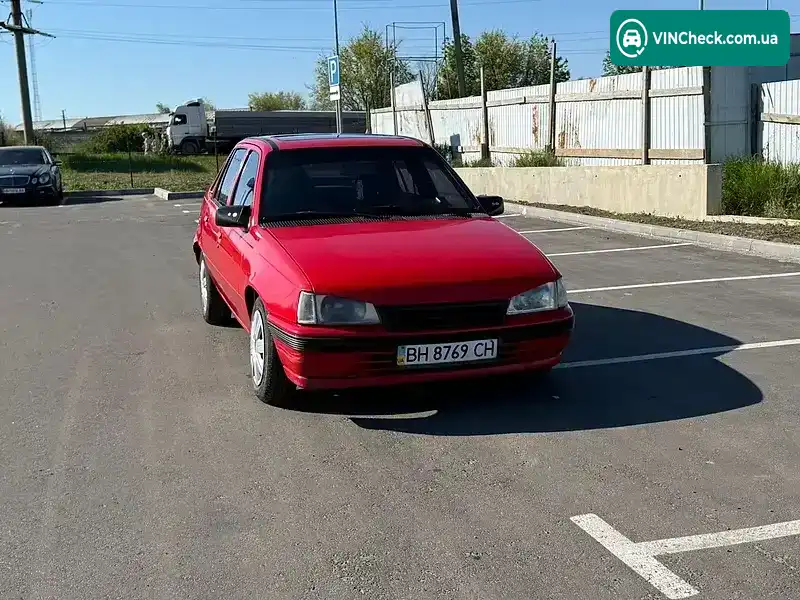 Opel Kadett 1986, фото з оголошення 2 з 8, VIN W0L000049G5262280