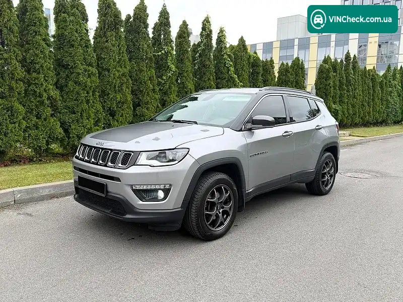 Jeep Compass 2018, фото з оголошення 2 з 20, VIN 3C4NJDBB2JT484282