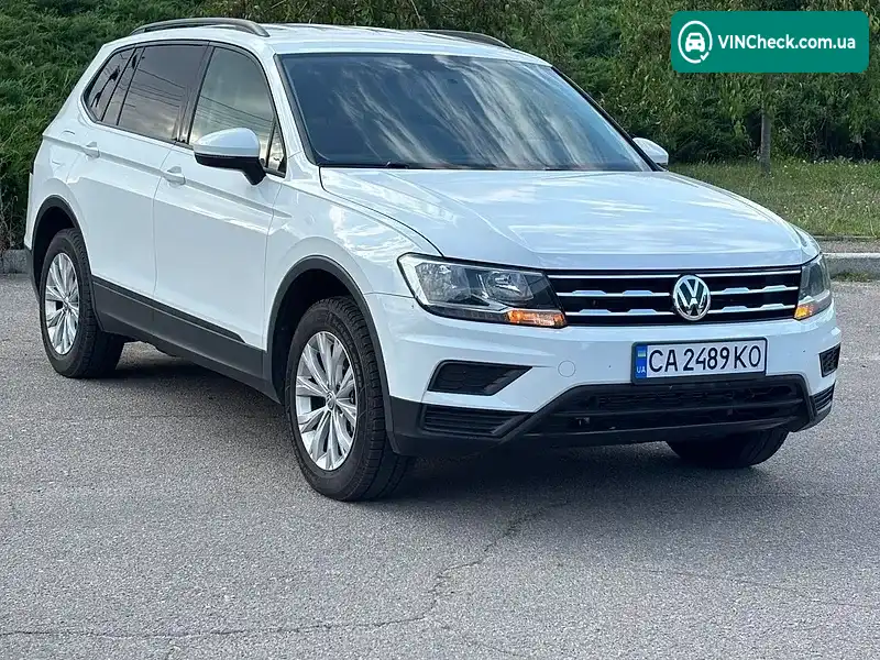 Volkswagen Tiguan 2020, фото з оголошення 1 з 20, VIN 3VV0B7AX5LM154821