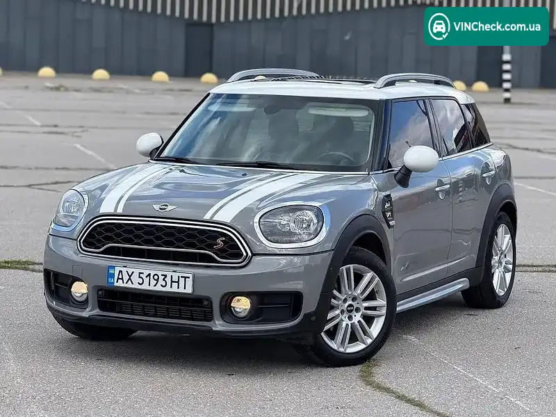 MINI Countryman 2017, фото з оголошення 1 з 10, VIN WMZYV5C36H3E01802