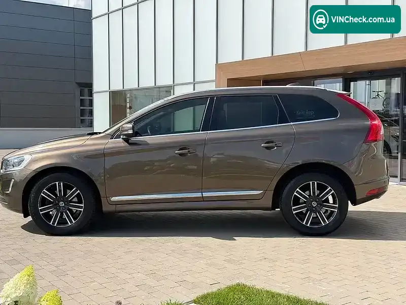 Volvo XC60 2017, фото з оголошення 2 з 20, VIN YV1DZA5C6H2120571