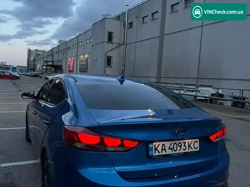 Hyundai Elantra 2018, фото з оголошення 2 з 20, VIN 5NPD84LF1JH366023