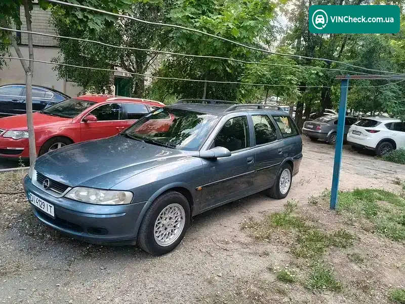 Opel Vectra 1998, фото з оголошення 1 з 11, VIN W0L0JBF35W7140655