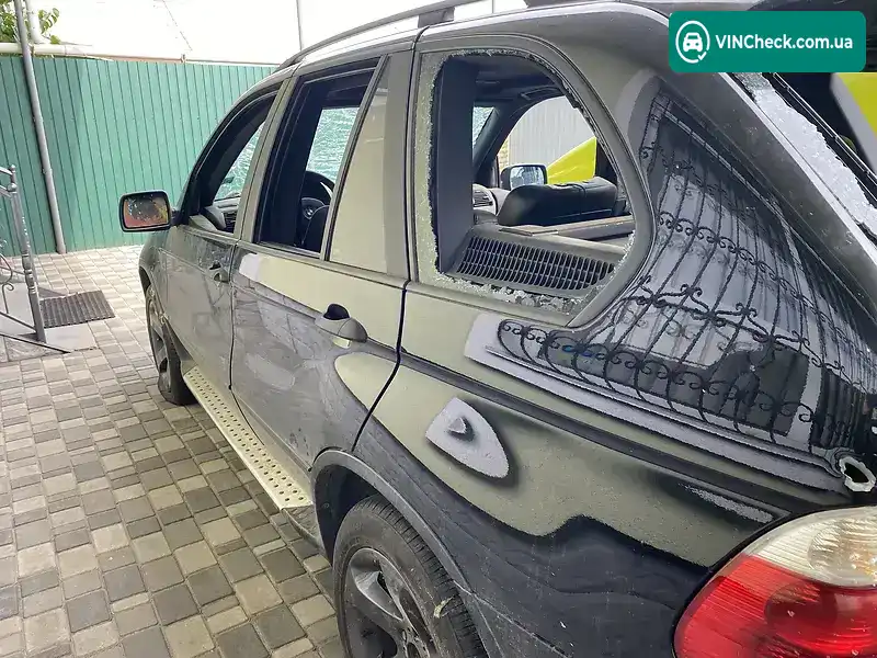 BMW X5 2005, фото з оголошення 2 з 8, VIN WBAFB31050LP05067