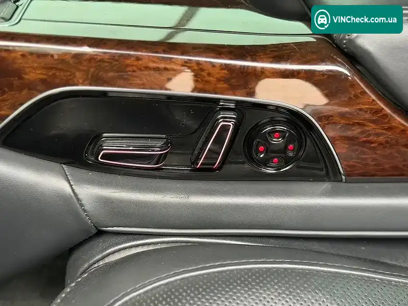 Audi A8 2012, фото з оголошення 2 з 20, VIN WAUZZZ4HXCN022822