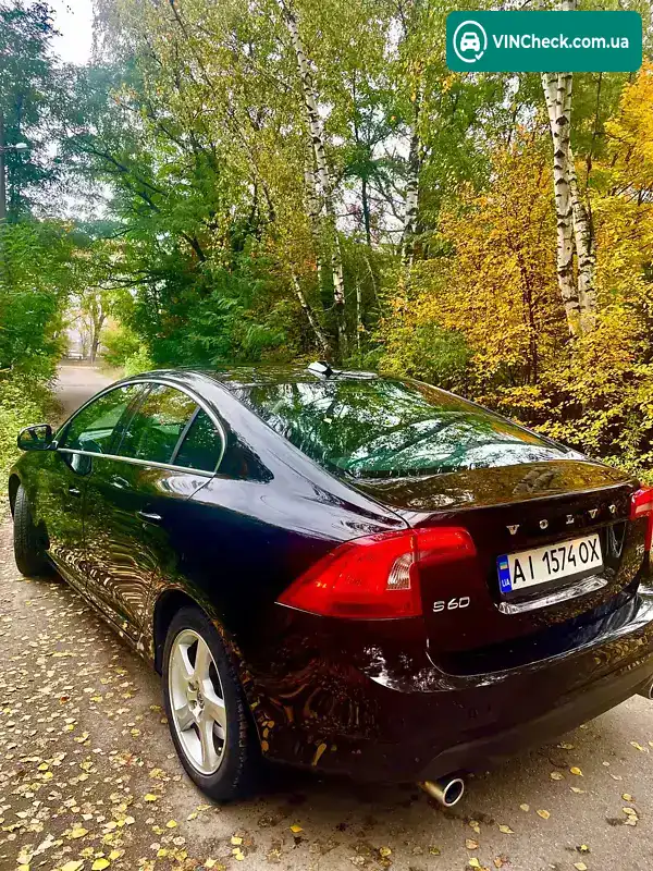 Volvo S60 2012, фото з оголошення 2 з 10, VIN YV1612FSXD2187859