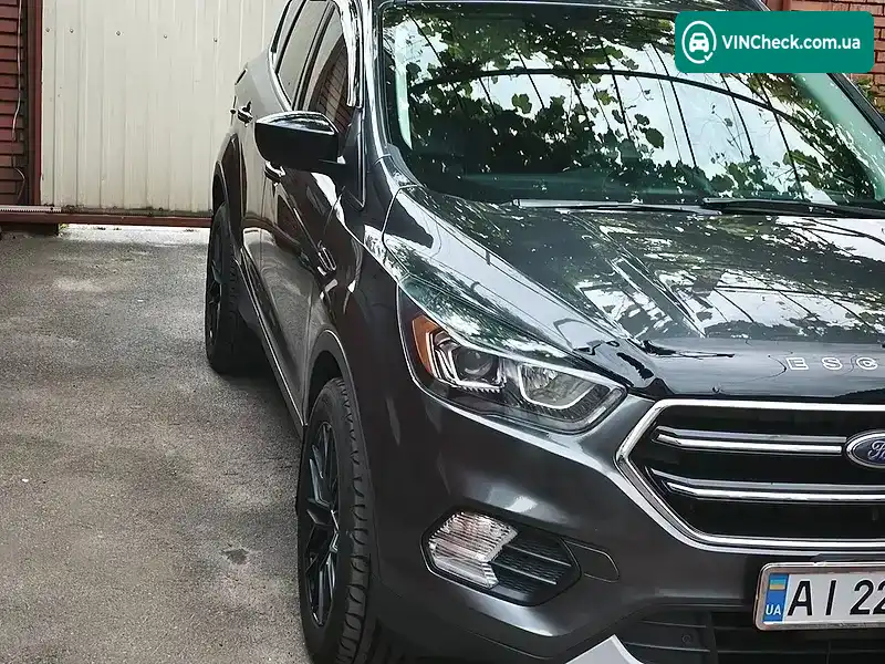 Ford Escape 2017, фото з оголошення 2 з 9, VIN 1FMCU9GD2HUE50862