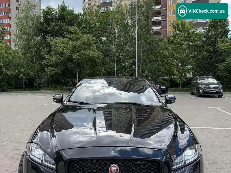Jaguar XJ 2015, фото з оголошення 2 з 20, VIN SAJWJ1CDXG8V95416