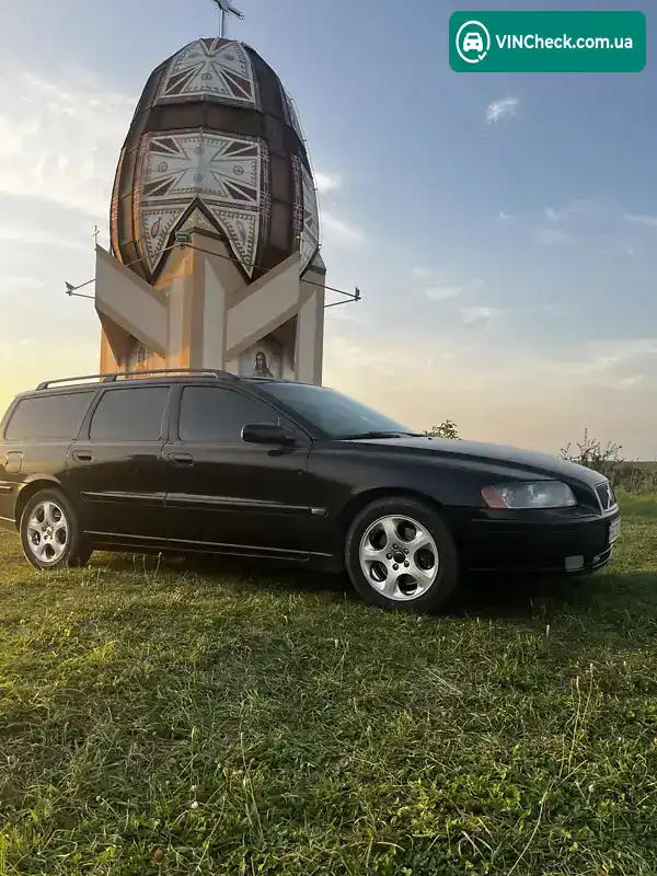 Volvo V70 2006, фото з оголошення 1 з 21, VIN YV1SW714062570536