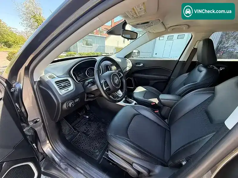Jeep Compass 2018, фото з оголошення 2 з 3, VIN 3C4NJDBB8HT692385
