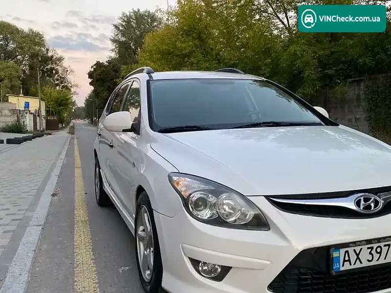 Hyundai i30 2012, фото з оголошення 1 з 13, VIN TMADB81SBCJ094227