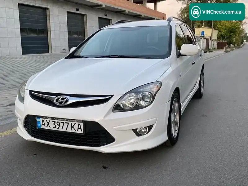 Hyundai i30 2012, фото з оголошення 2 з 13, VIN TMADB81SBCJ094227