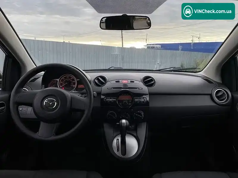 Mazda 2 2013, фото з оголошення 2 з 20, VIN JM1DE1KY5D0170811