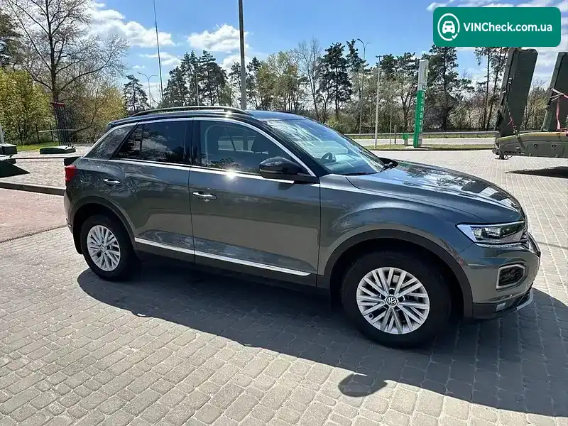 Volkswagen T-Roc 2020, фото з оголошення 2 з 21, VIN WVGZZZA1ZLV162426