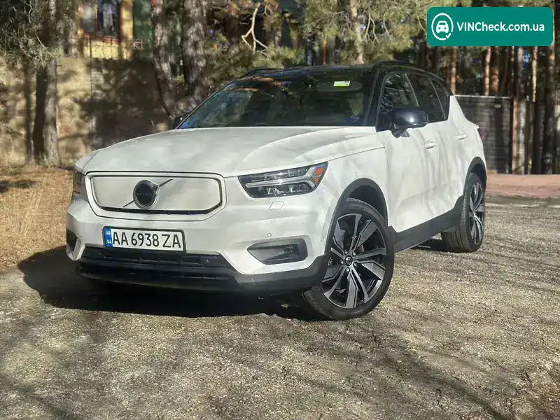 Volvo XC40 2021, фото з оголошення 1 з 20, VIN YV4ED3UB8N2703524