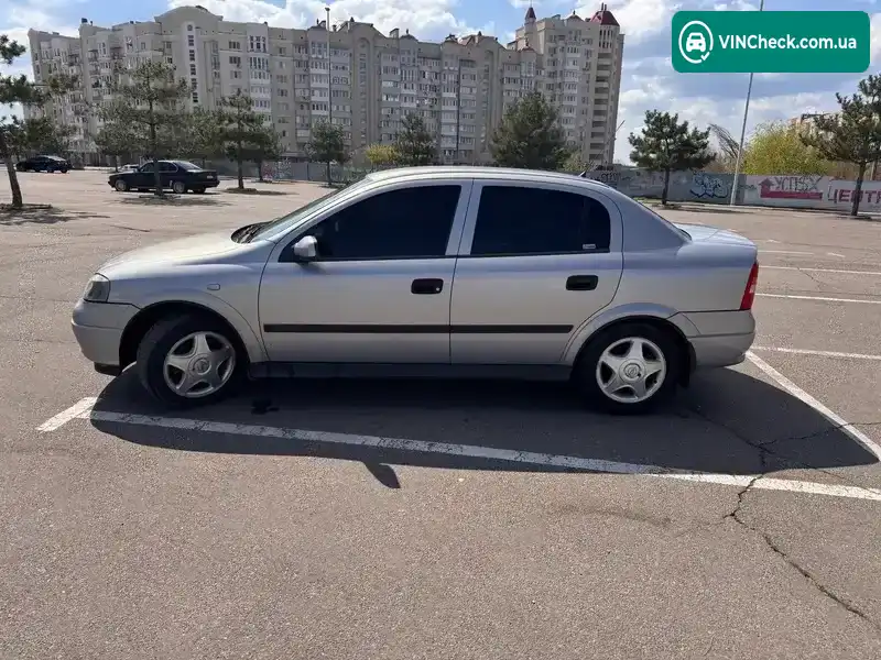 Opel Astra 1999, фото з оголошення 1 з 10, VIN W0L0TGF69Y5031145