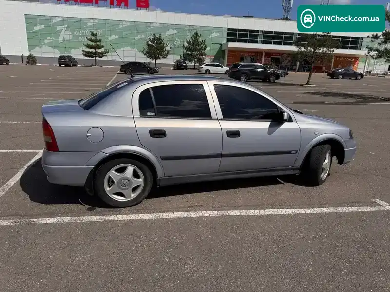 Opel Astra 1999, фото з оголошення 2 з 10, VIN W0L0TGF69Y5031145