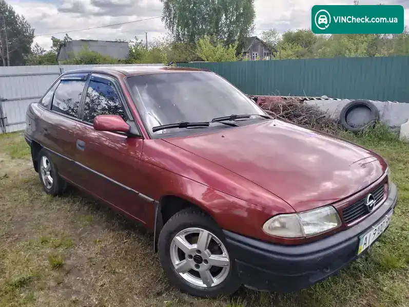Opel Astra 1997, фото з оголошення 1 з 17, VIN W0L0TFF19W5029775