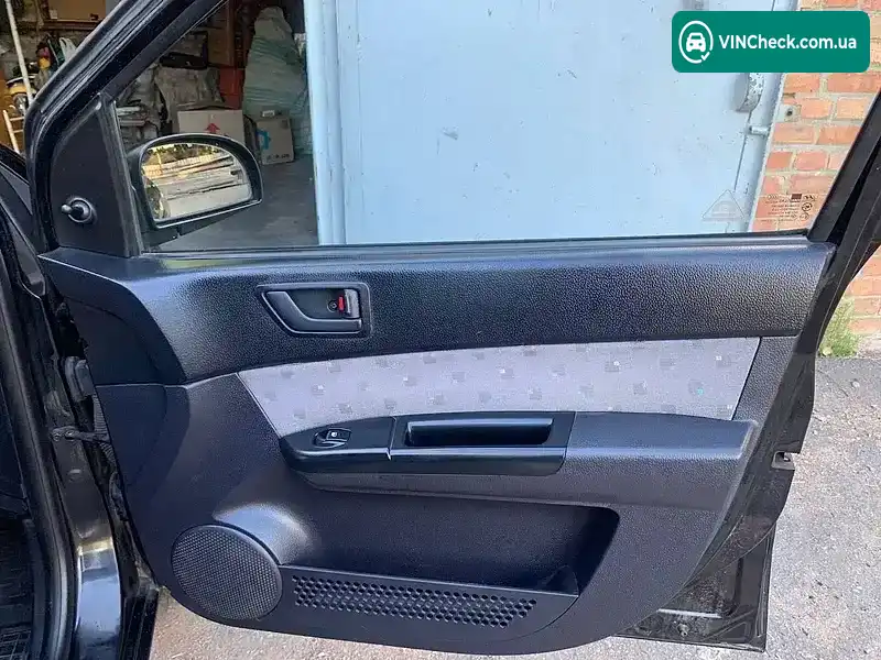 Hyundai Getz 2005, фото з оголошення 2 з 20, VIN KMHBT51HP5U352937
