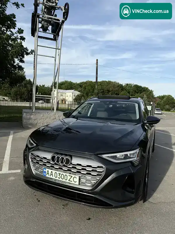 Audi Q8 e-tron 2023, фото з оголошення 2 з 21, VIN WA15AAGE1RB014334