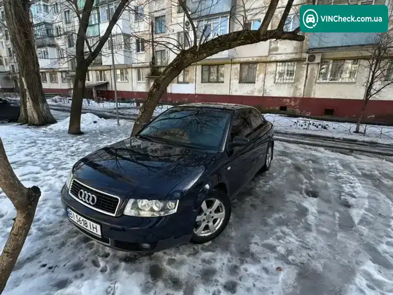 Audi A4 2002, фото з оголошення 1 з 13, VIN WAUZZZ8E63A043061