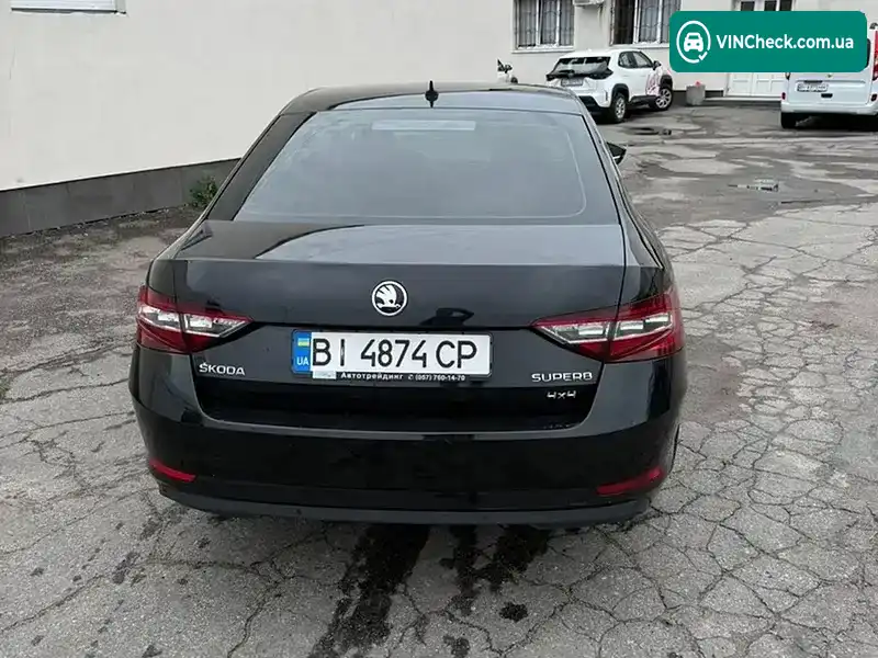 Skoda Superb 2016, фото з оголошення 2 з 15, VIN TMBCJ8NP7GB300180