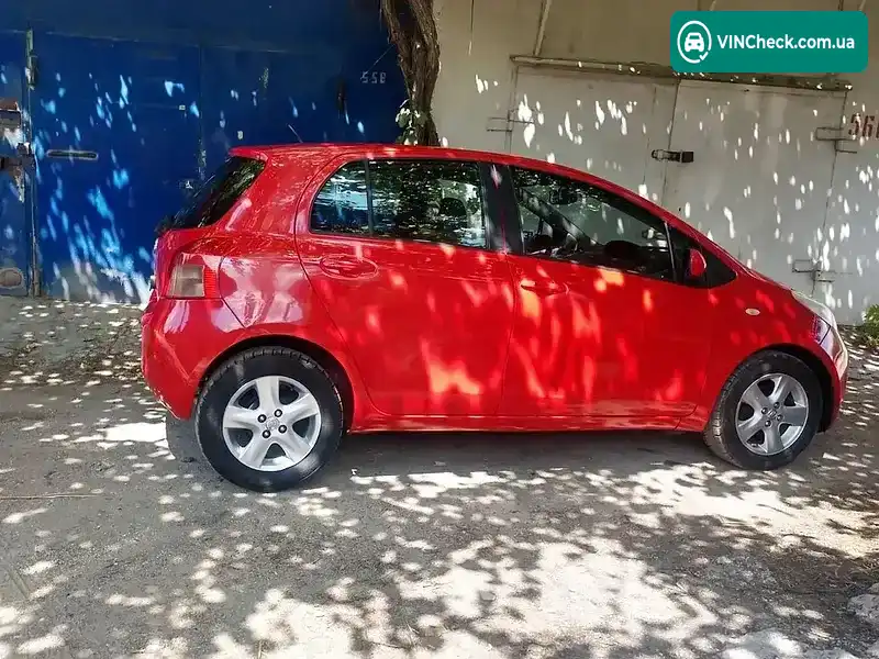 Toyota Yaris 2005, фото з оголошення 2 з 16, VIN VNKKL96300A007635