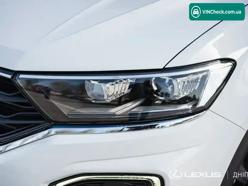 Volkswagen T-Roc 2021, фото з оголошення 2 з 21, VIN WVGZZZA1ZMV153803