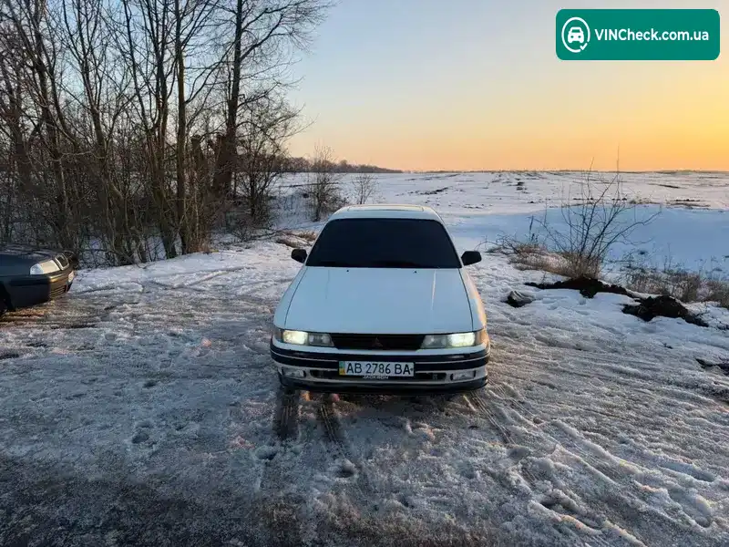 Mitsubishi Galant 1992, фото з оголошення 2 з 21, VIN JMBLNE32ANZ503333