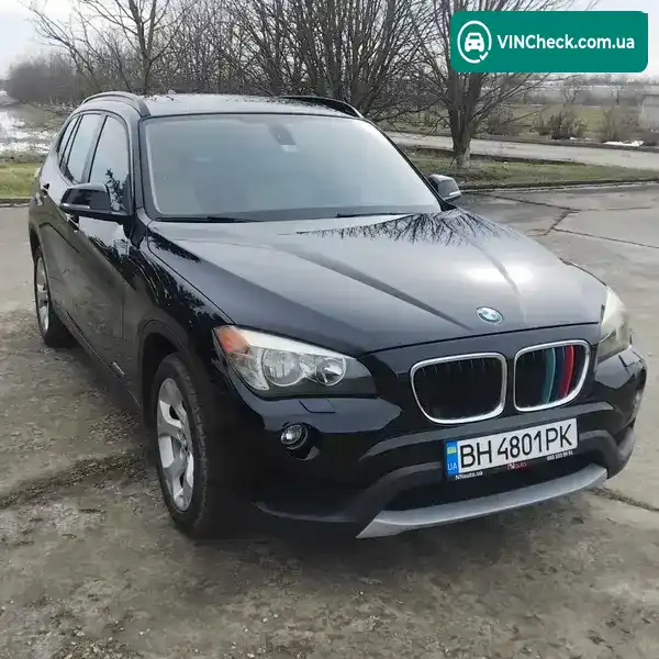 BMW X1 2013, фото з оголошення 1 з 14, VIN WBAVM1C50EVW51563