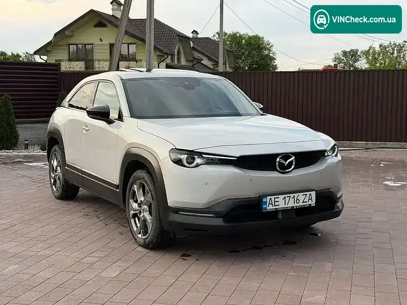 Mazda MX-30 2020, фото з оголошення 2 з 20, VIN JMZDR1WBJ00100141