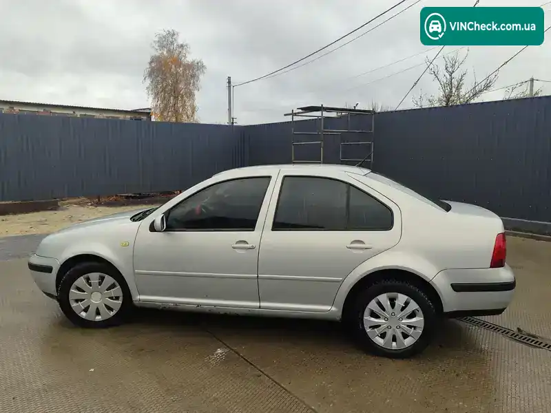 Volkswagen Bora 1998, фото з оголошення 1 з 12, VIN WVWZZZ1JZXW347468