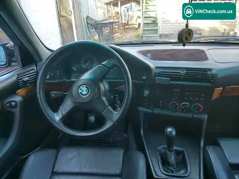 BMW 5 Series 1993, фото з оголошення 2 з 13, VIN WBAHE11040GE16102