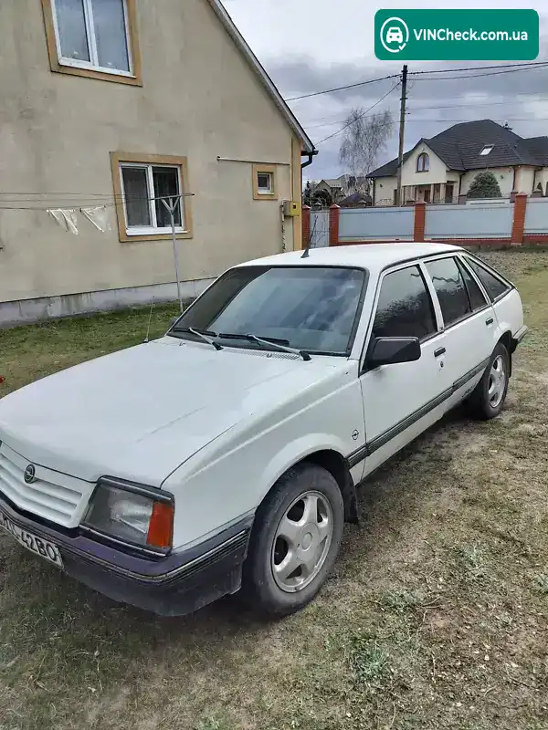 Opel Ascona 1986, фото з оголошення 1 з 10, VIN W0L000084H6002550