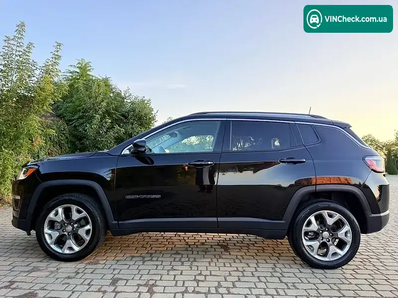 Jeep Compass 2018, фото з оголошення 2 з 20, VIN 3C4NJDCBXJT283440