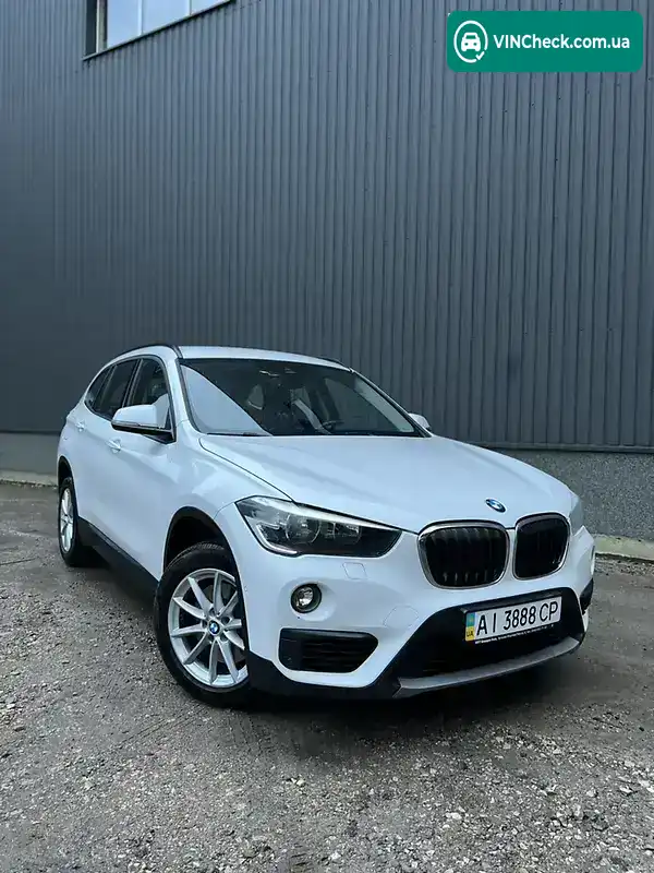 BMW X1 2015, фото з оголошення 1 з 19, VIN WBAHU310905E31429