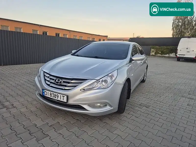 Hyundai Sonata 2010, фото з оголошення 2 з 20, VIN KMHEC41MBAA118979