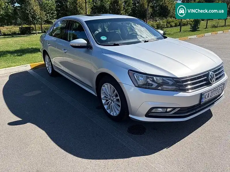 Volkswagen Passat 2016, фото з оголошення 2 з 17, VIN 1VWBS7A33GC040891