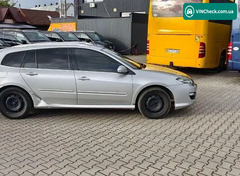 Renault Laguna 2012, фото з оголошення 2 з 15, VIN VF1KT1RG647943762